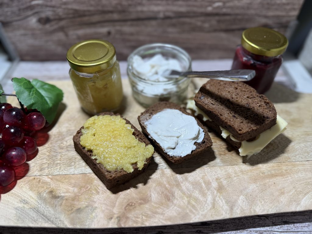 Spiced Bun with spread