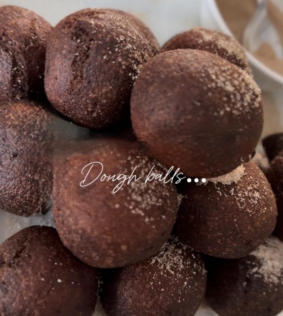 Low carb Dough Balls